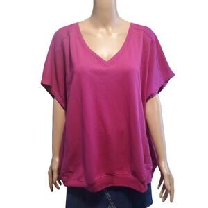 NEW Livi Active Size 22/24 Boxy Lightweight Cotton Blend V Neck Top
